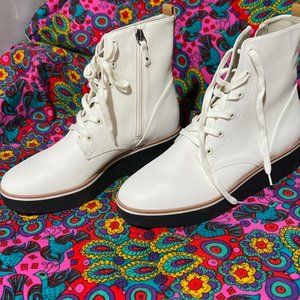 Dr. Scholl's White Boots - White Lace Up with Zip